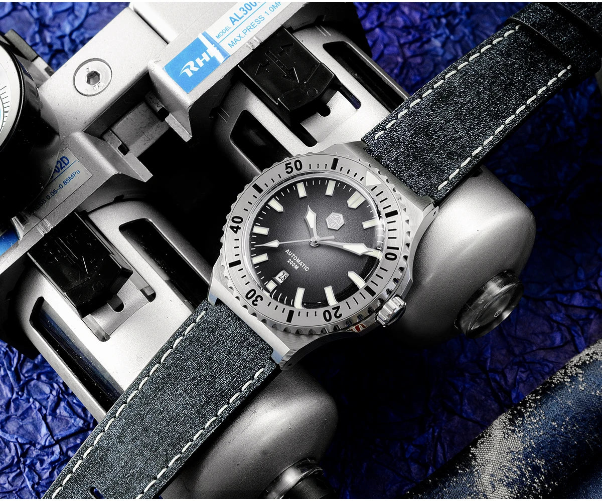 San Martin 42mm Men Luxury Watch High Quality Vintage Diver Automatic Mechanical Business Wristwatch Sapphire Leather 20 Bar