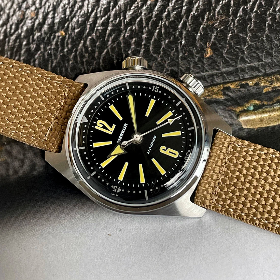 2025 NEW Merkur Dual Crown Calendar Week Watch Retro Manual Mechanical Watches for Men Watch Vintage 38mm Reloj Hombre White